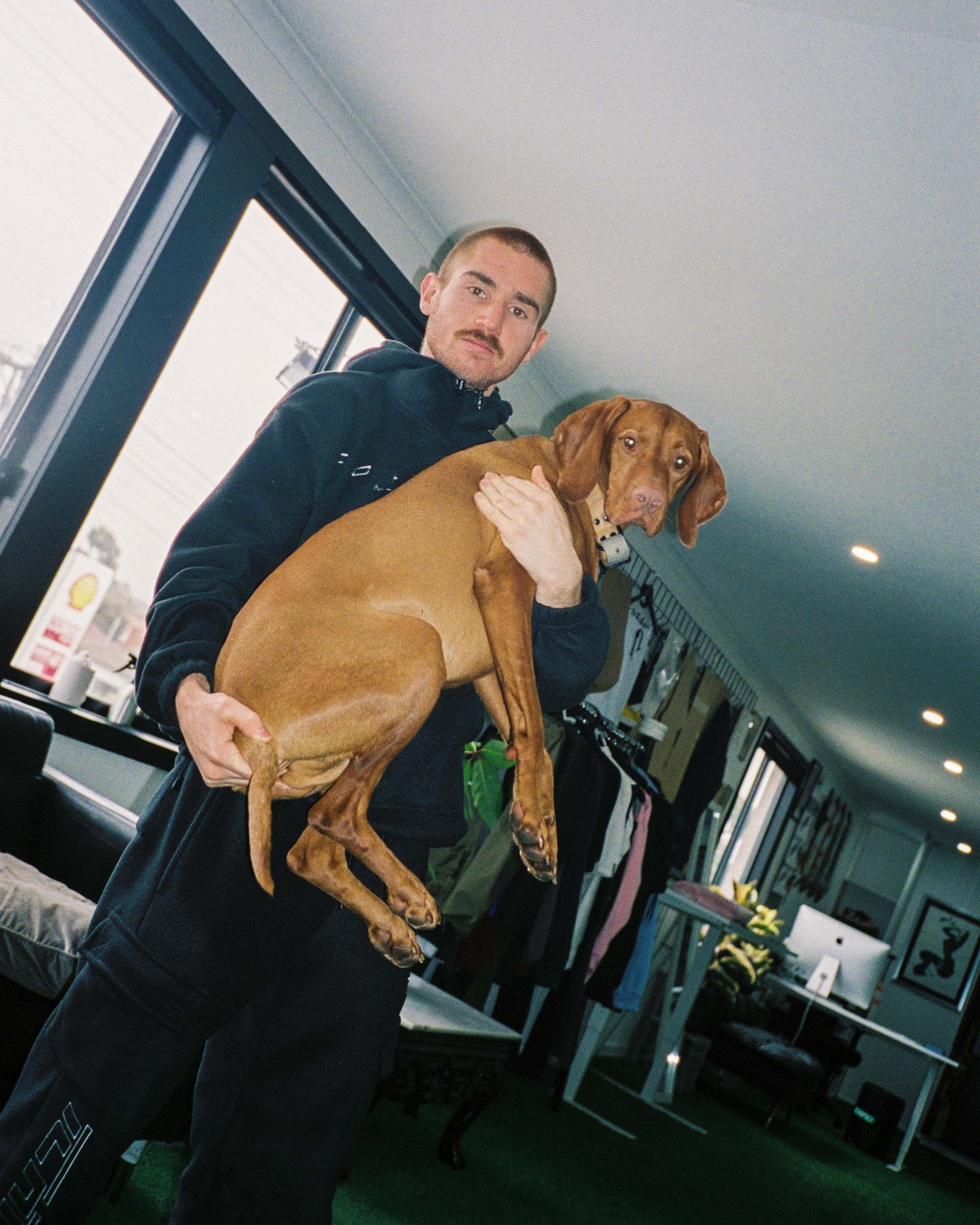 BEHIND THE SCENES 005