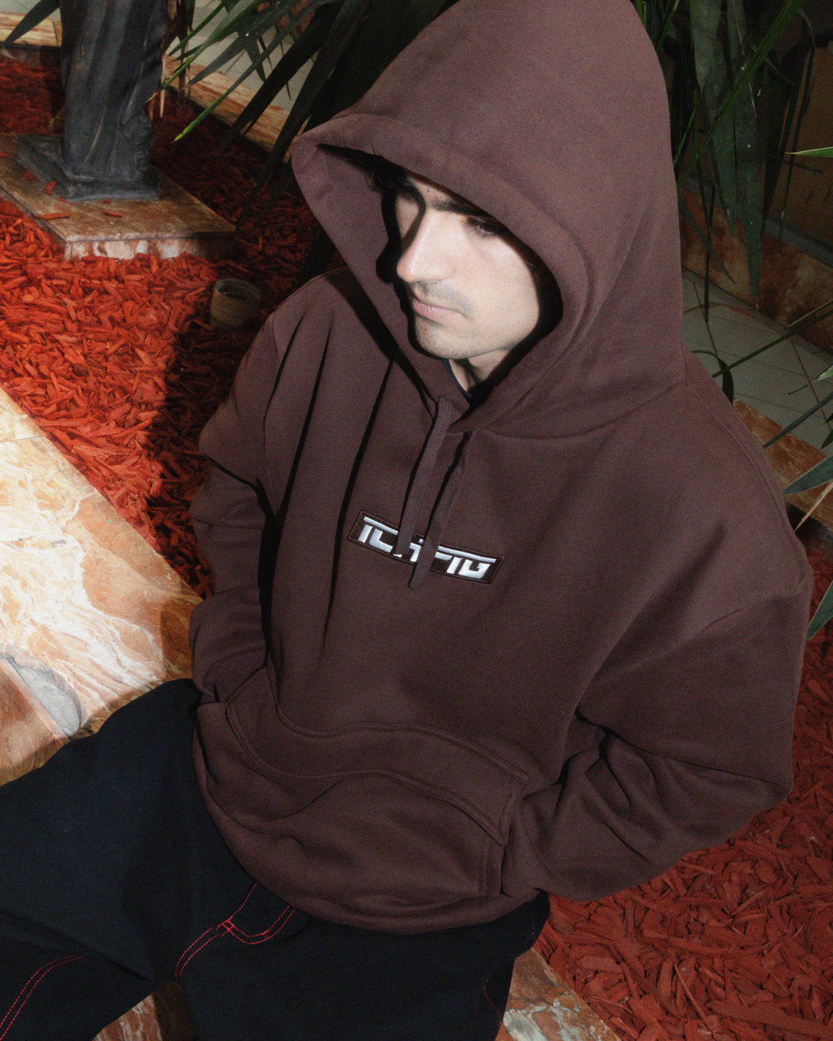 Strike Anorak Hood - Chocolate