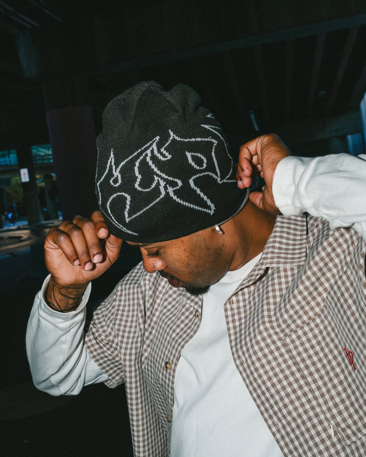 Razor Reversible Skull Beanie - Black / Grey