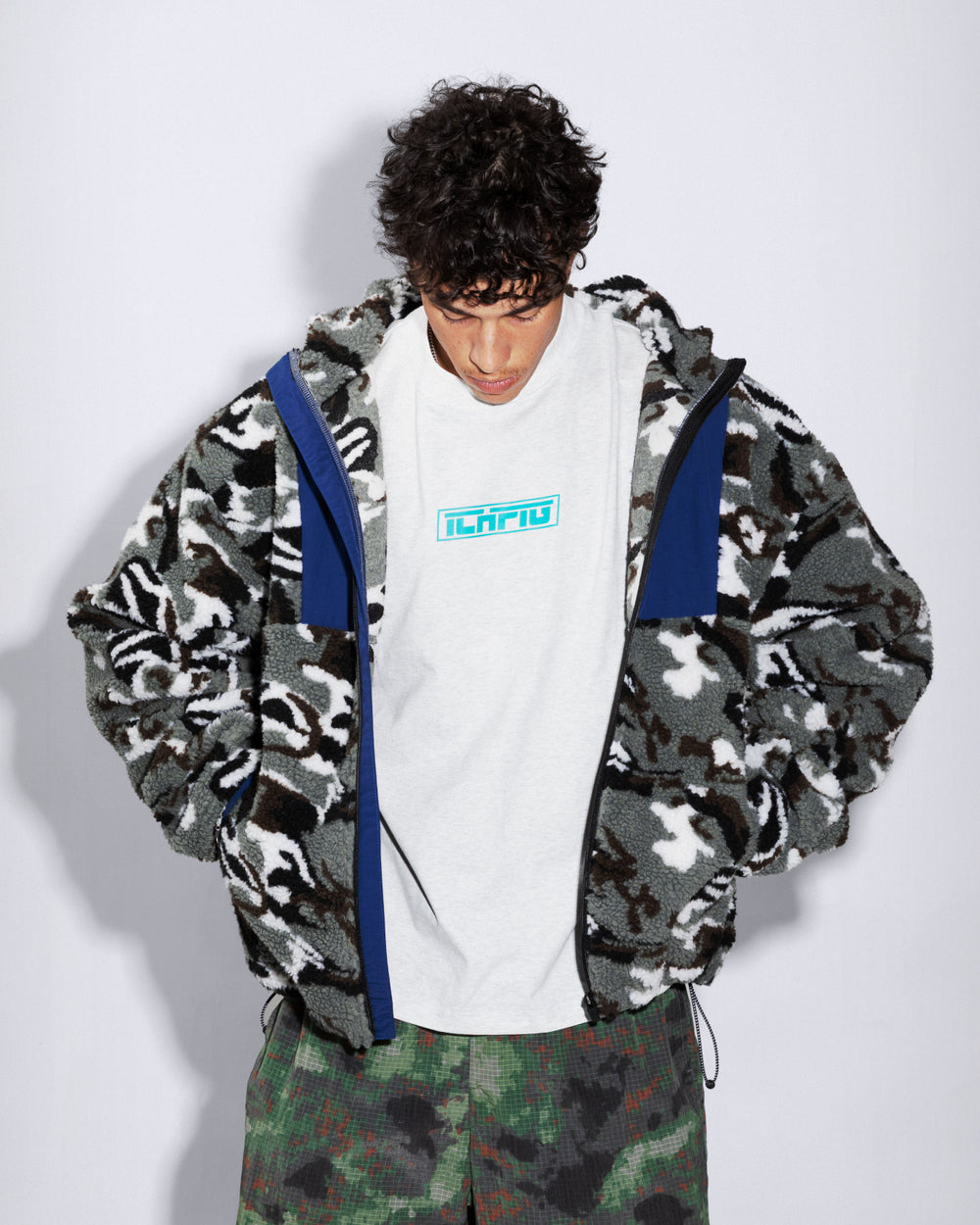 Strike Logo Tee - White Marle / Teal