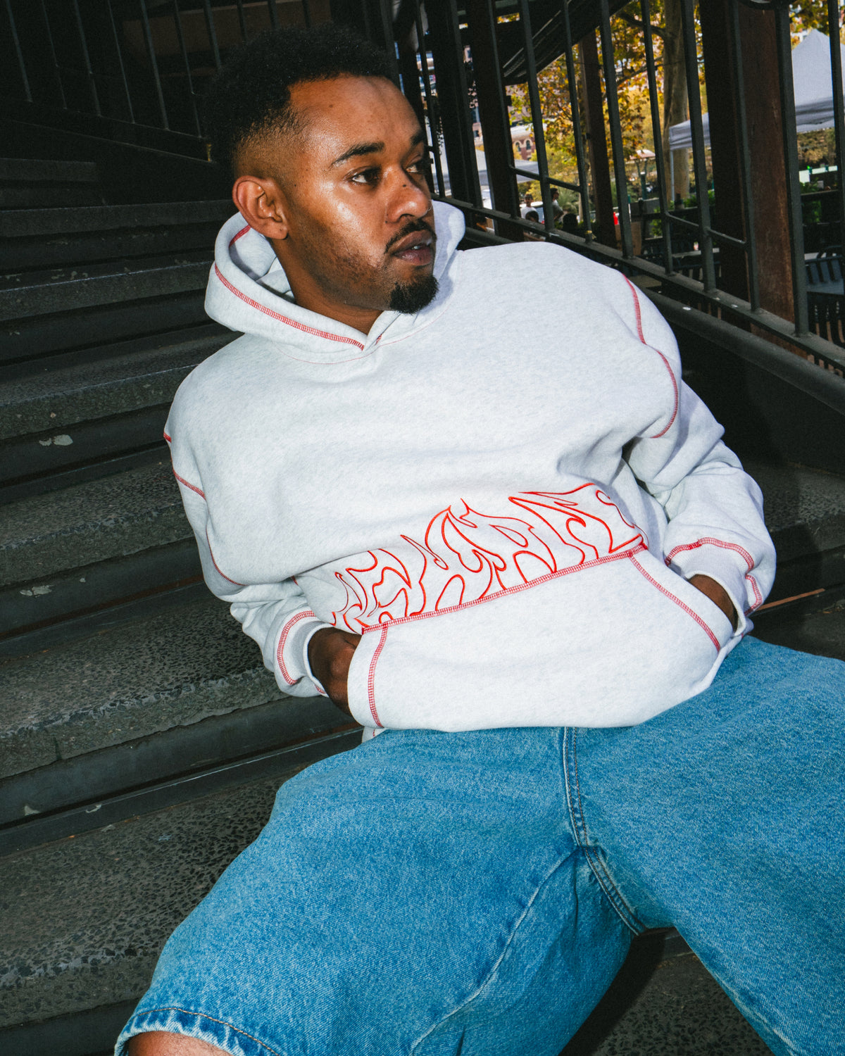 Razor Contrast Hood - White Marle