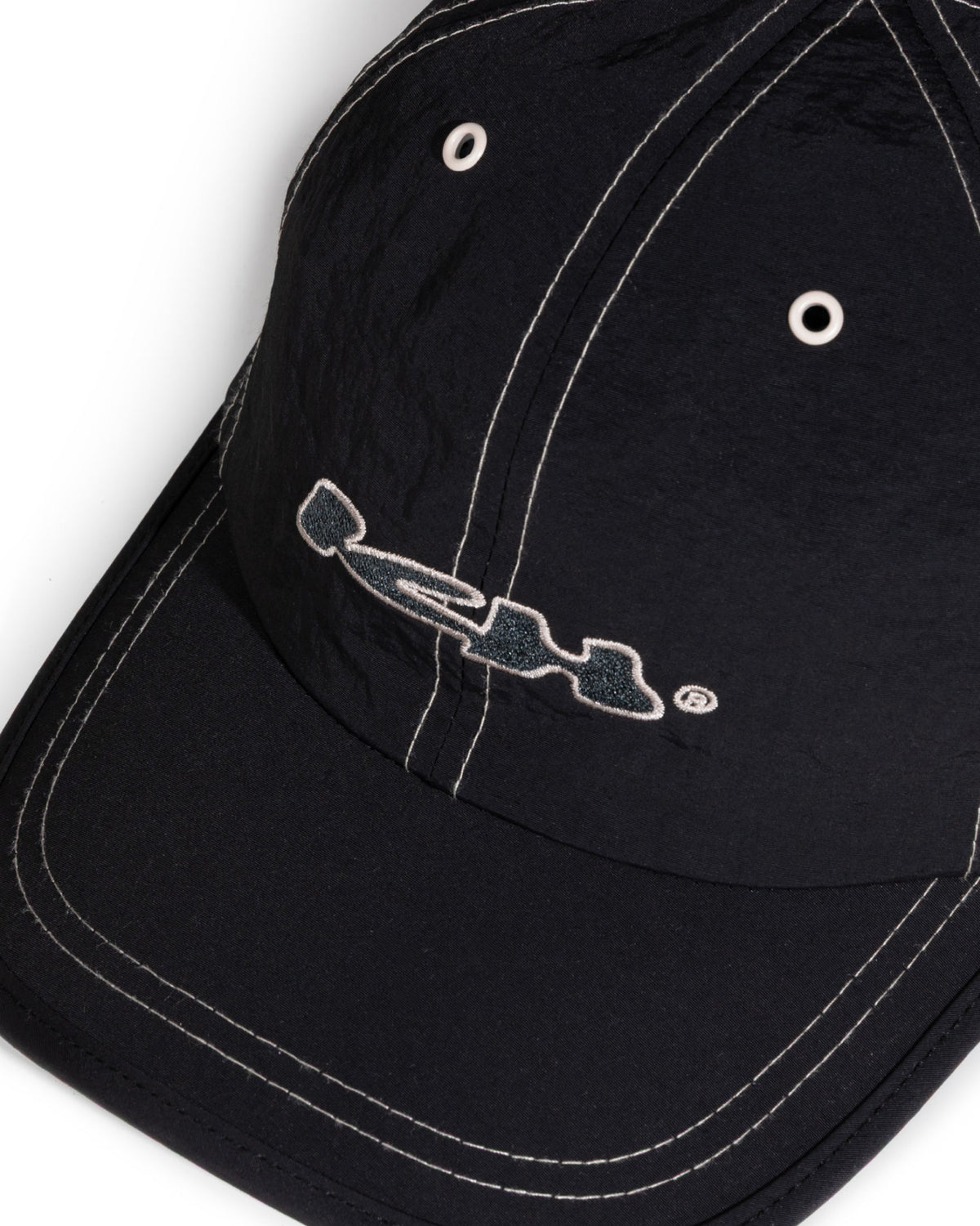 Contour 6 Panel Cap - Black