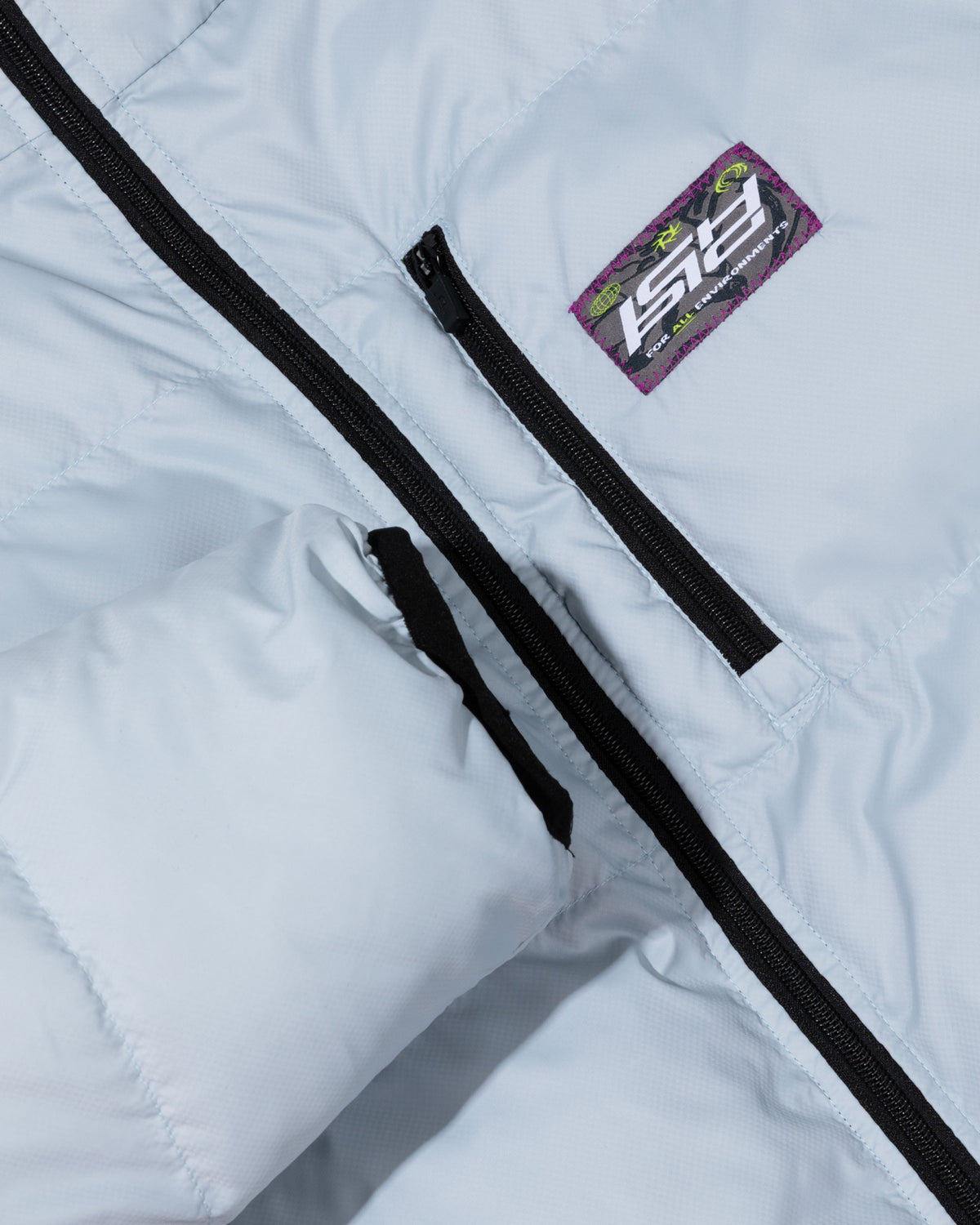 Odyssey Reversible Puffer Jacket - Powder / Black