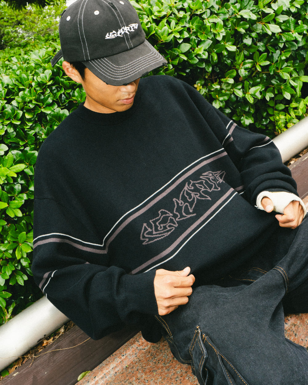 Razor Knitted Crew - Black