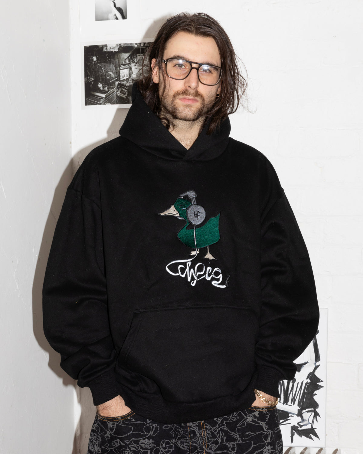 Sketchy Duck Hood - Black