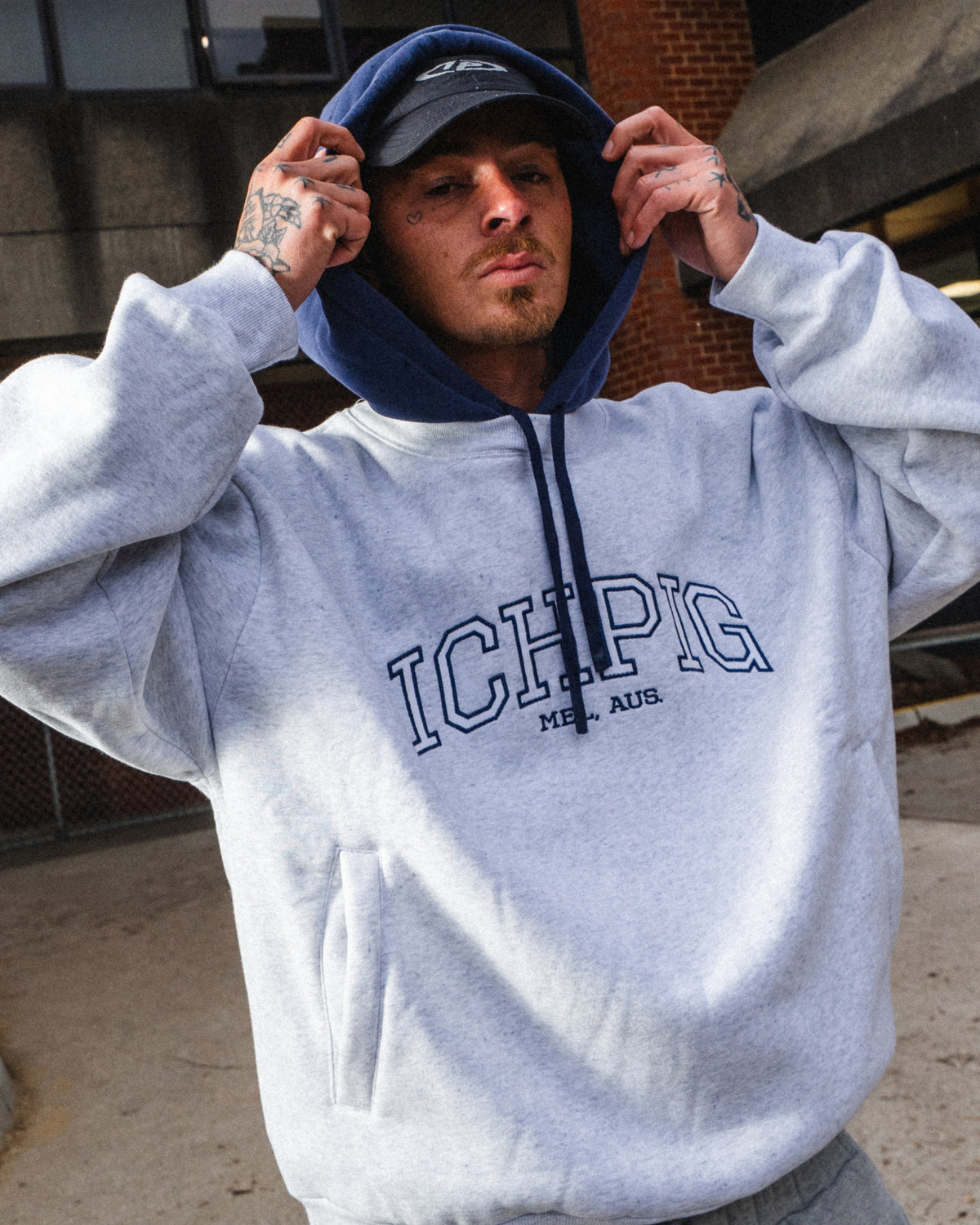 Stadium Hooded Crew - White Marle