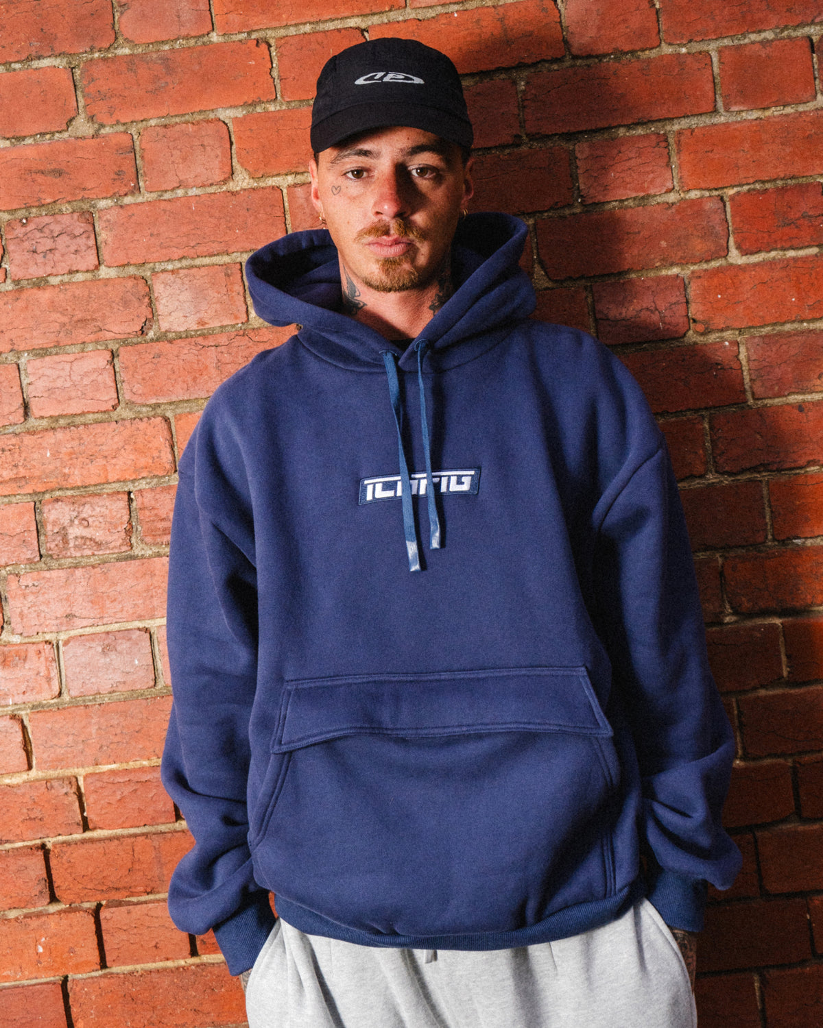 Strike Anorak Hood - Ink