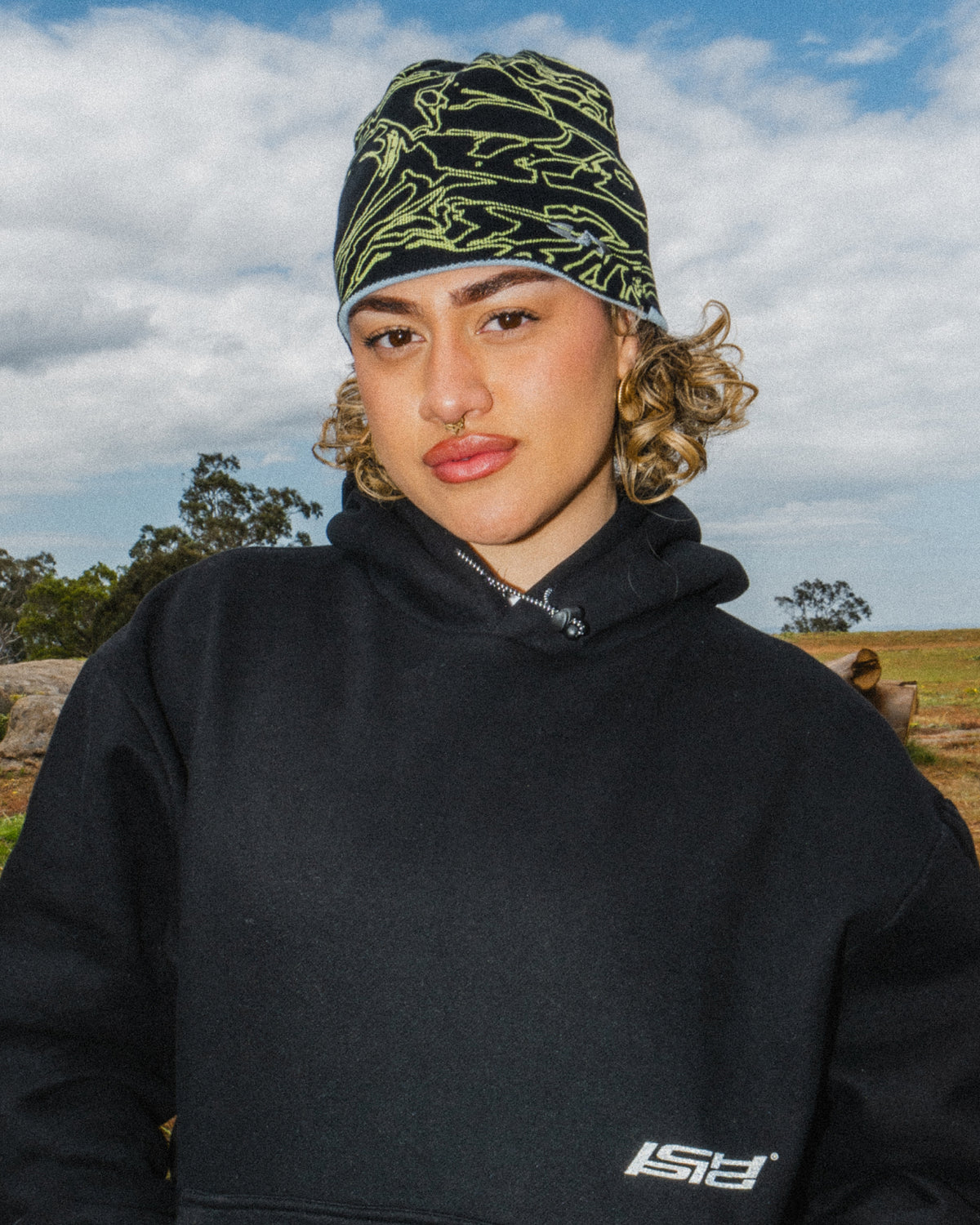 Pulse Reversible Skully - Sky / Black