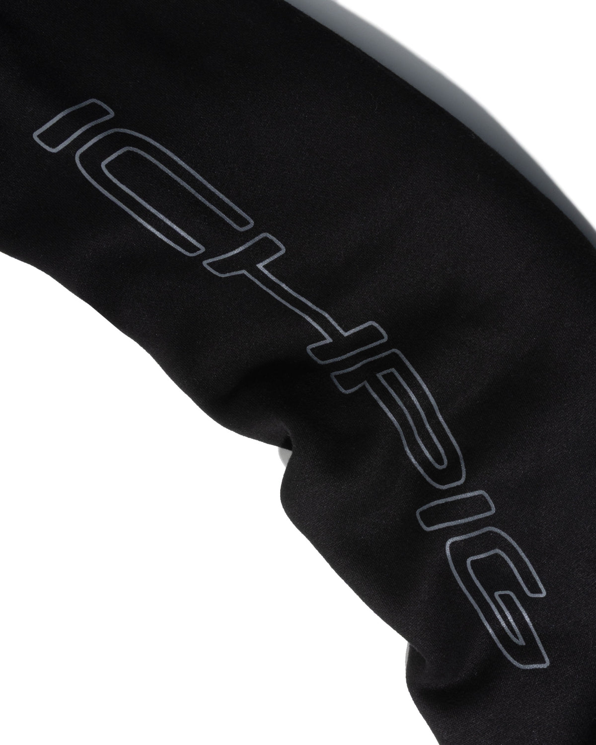 Emblem 1/4 Zip - Black