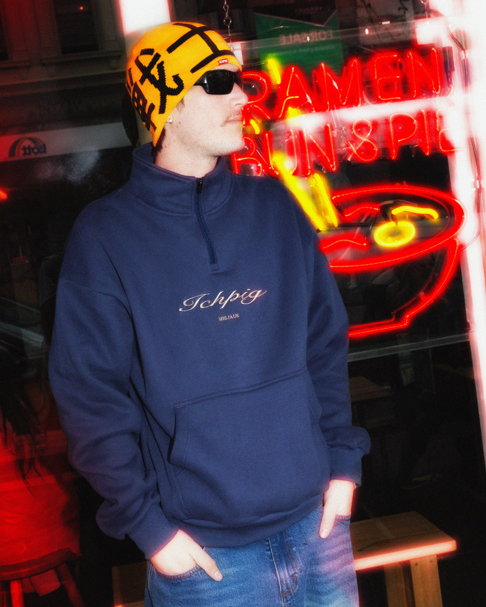 Script 1/4 Zip - Ink