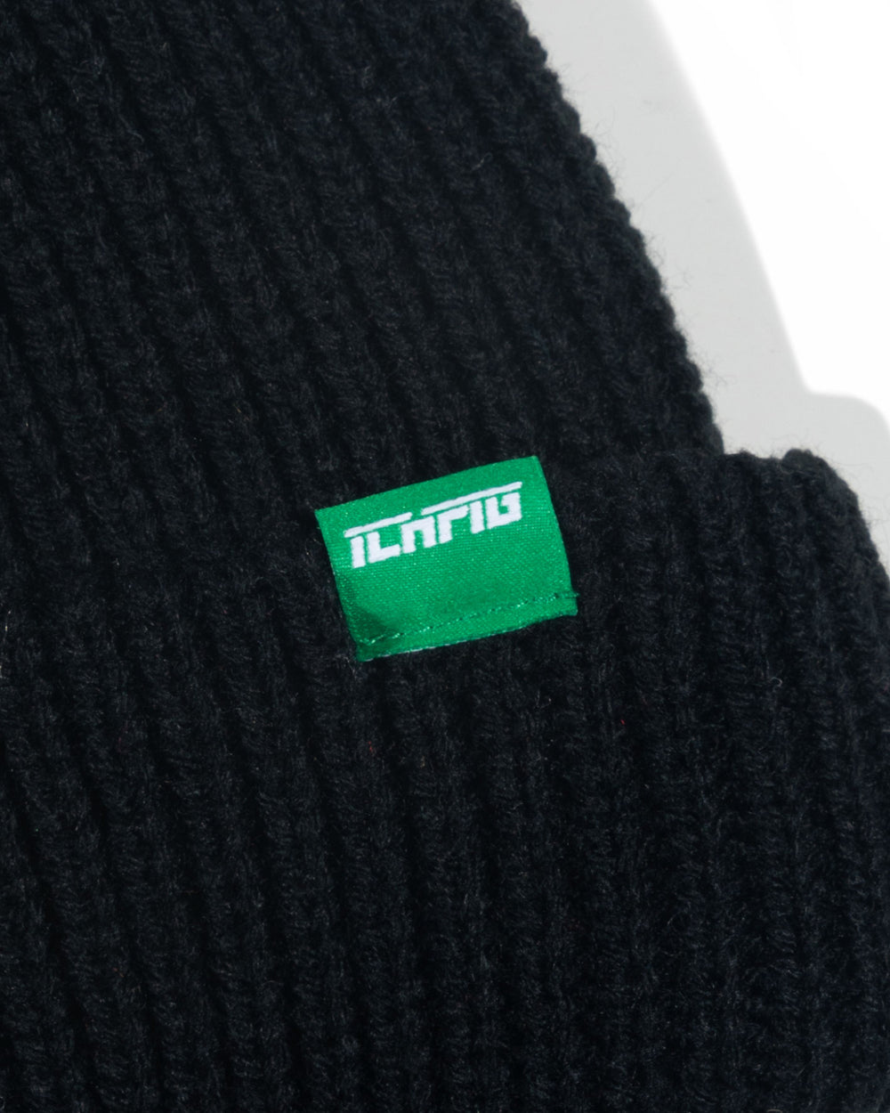 Strike Southy Beanie - Black