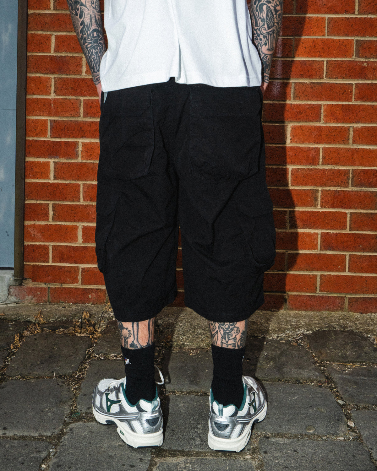 Cargo 3/4 Shorts - Black