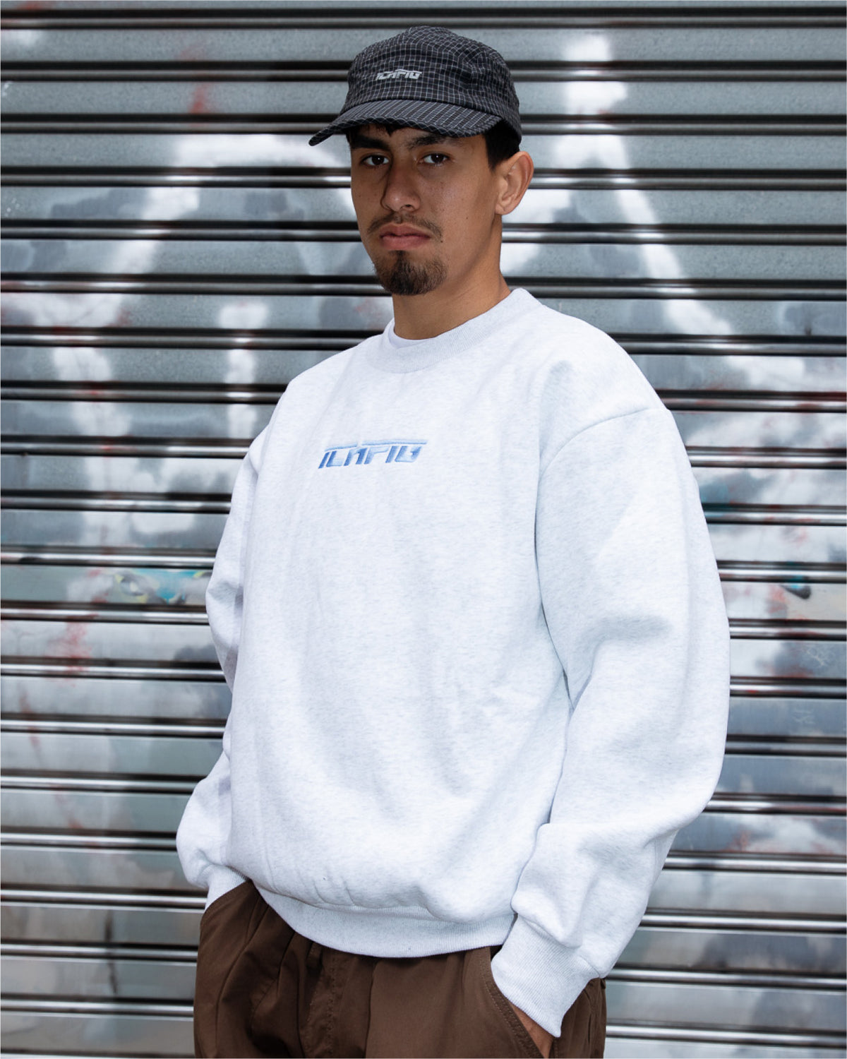 Strike Embroidery Crew - White Marle / Sky