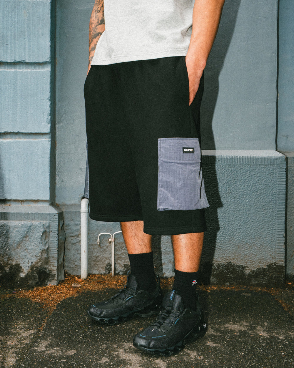XL Cargo-Tech Shorts - Black