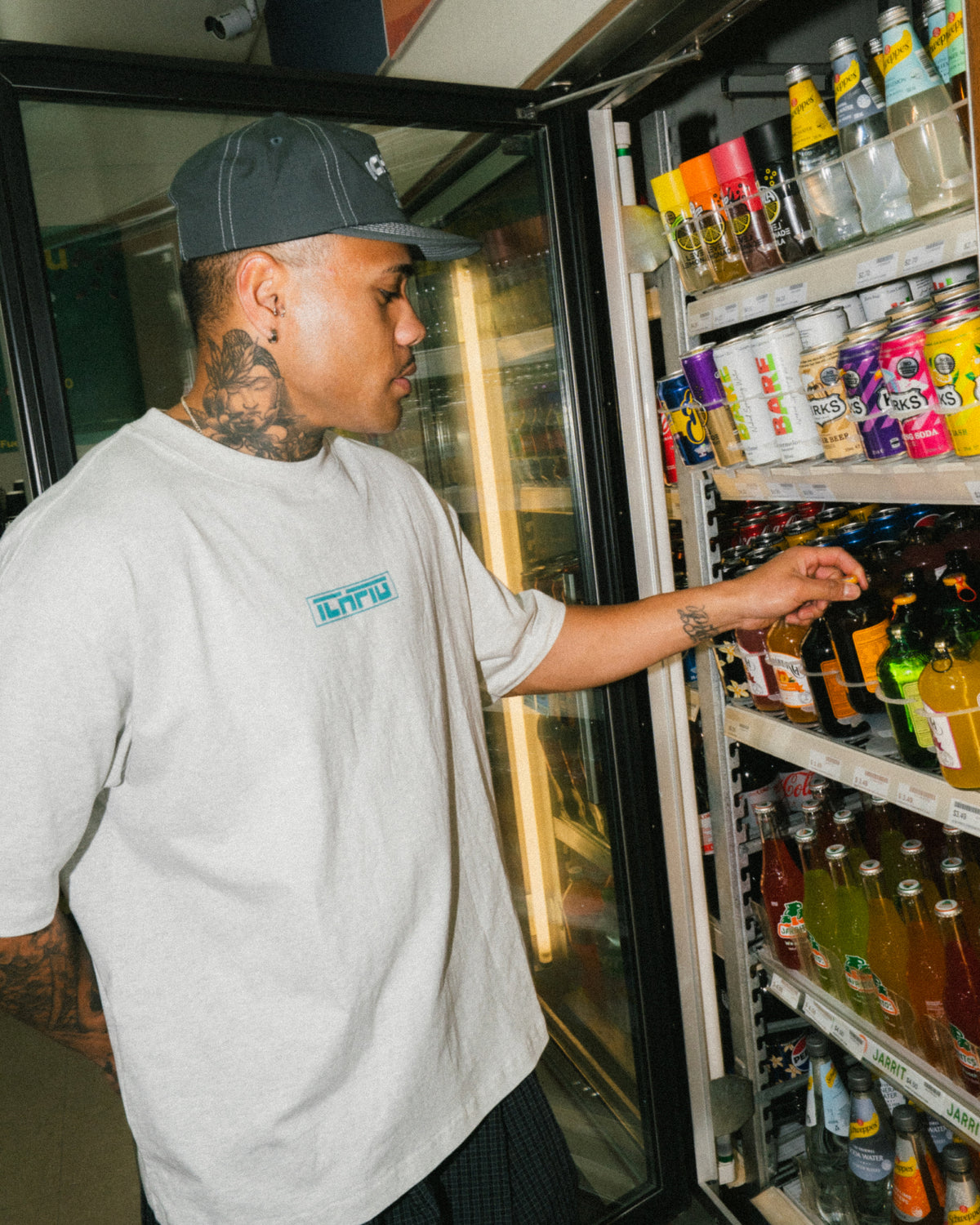 Strike Logo Tee - White Marle / Teal