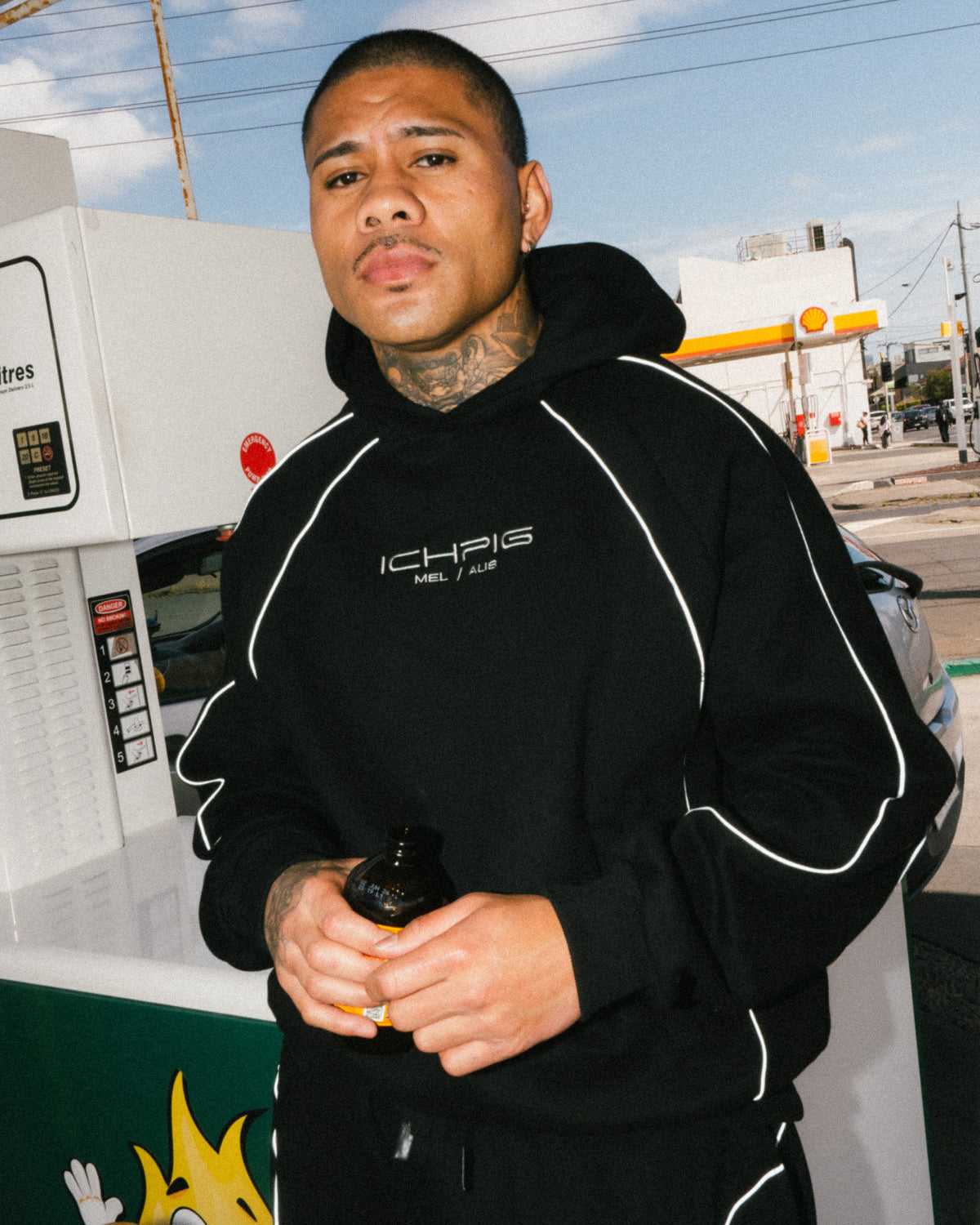 Flowline Panel Hood - Black