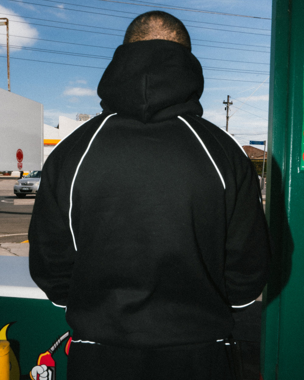 Flowline Panel Hood - Black