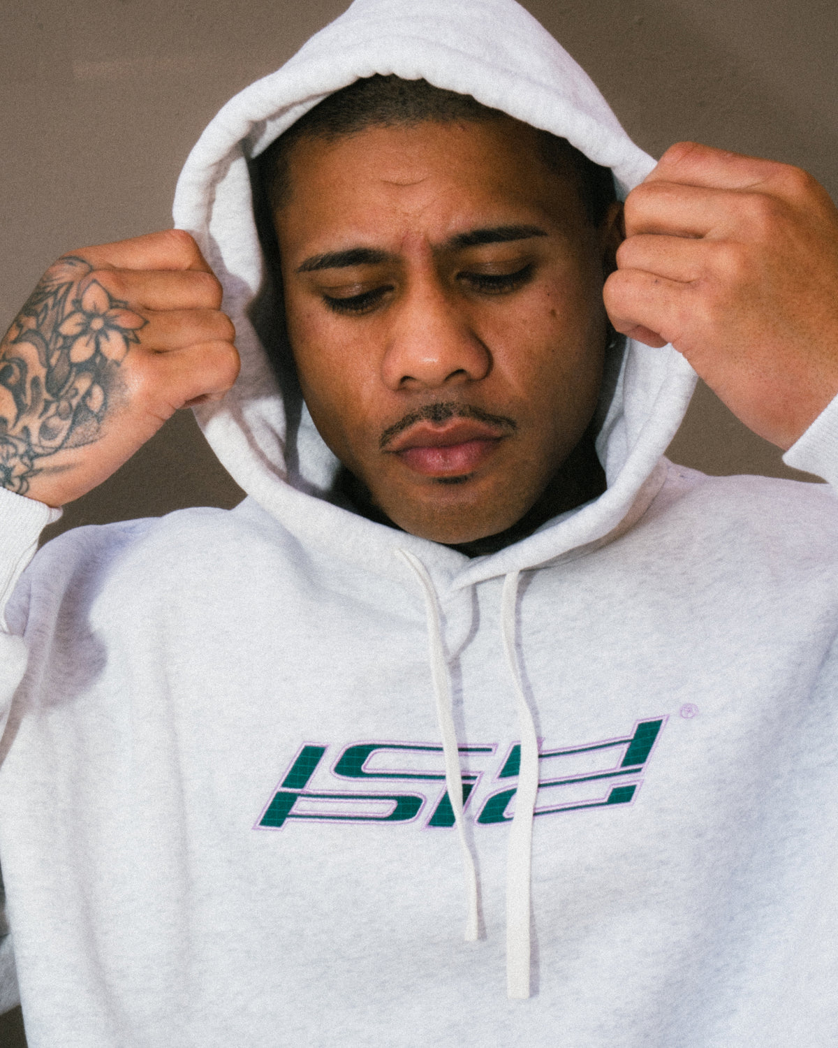 Odyssey Pullcord Hood - White Marle