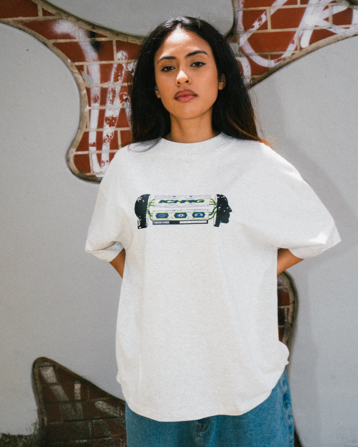 Headwave Tee - White Marle