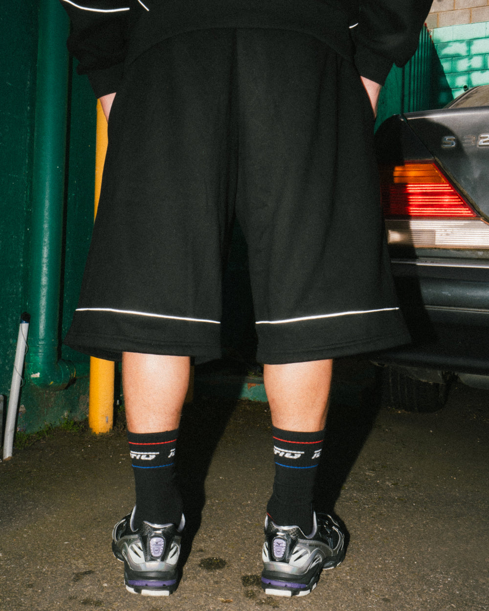 Flowline Panel Shorts - Black