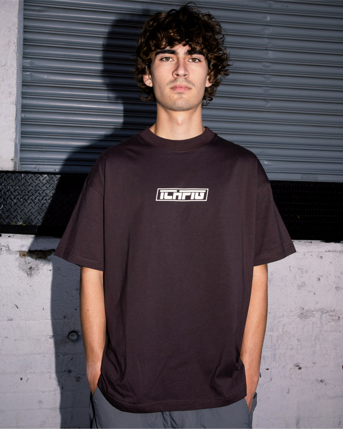 Strike Logo Tee - Espresso / White