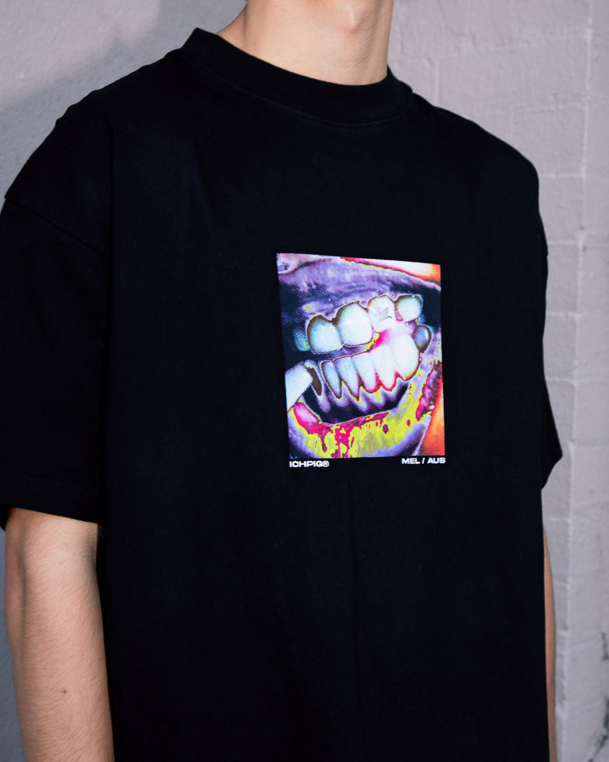 Grills Tee - Black