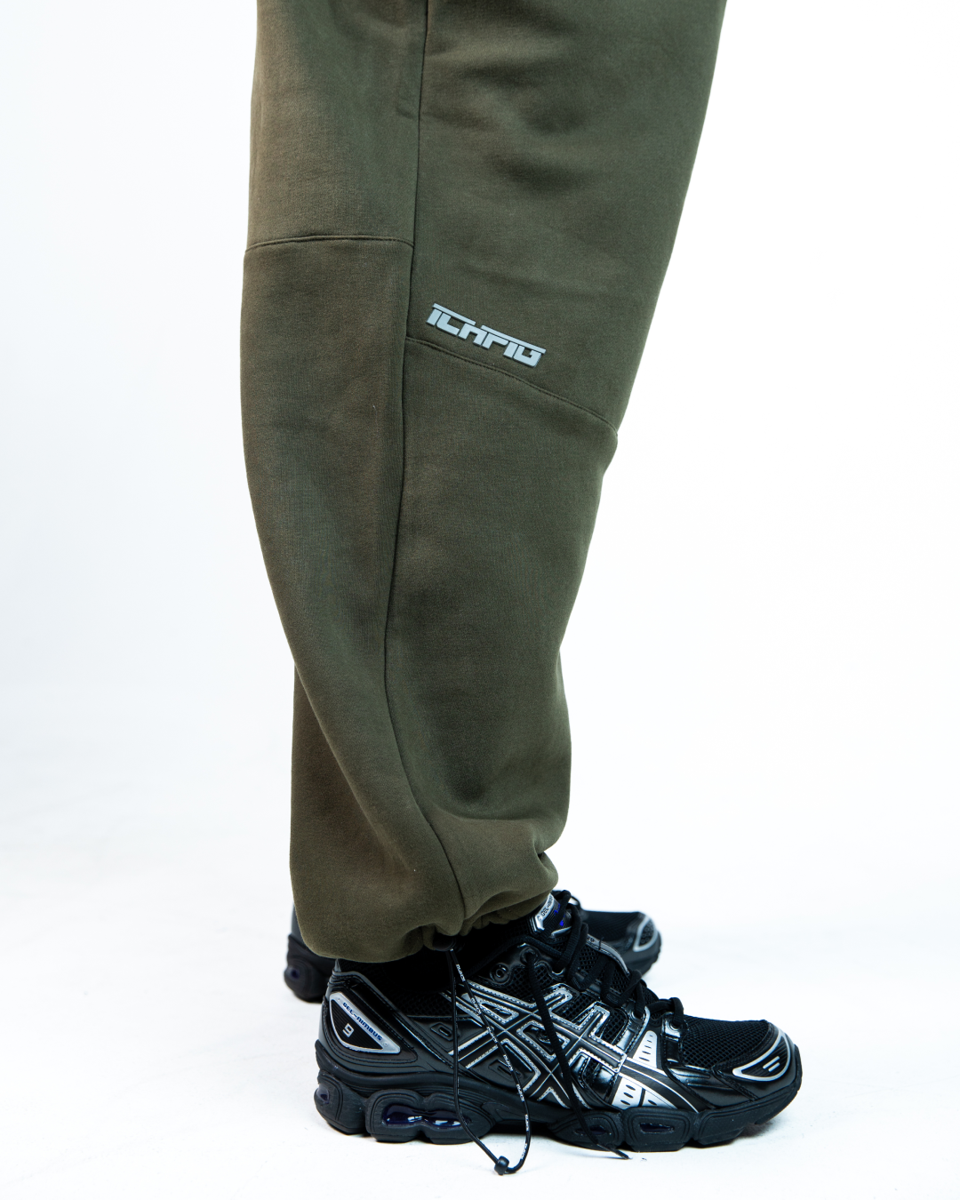 Strike Shot Cord Track Pants - Dark Olive