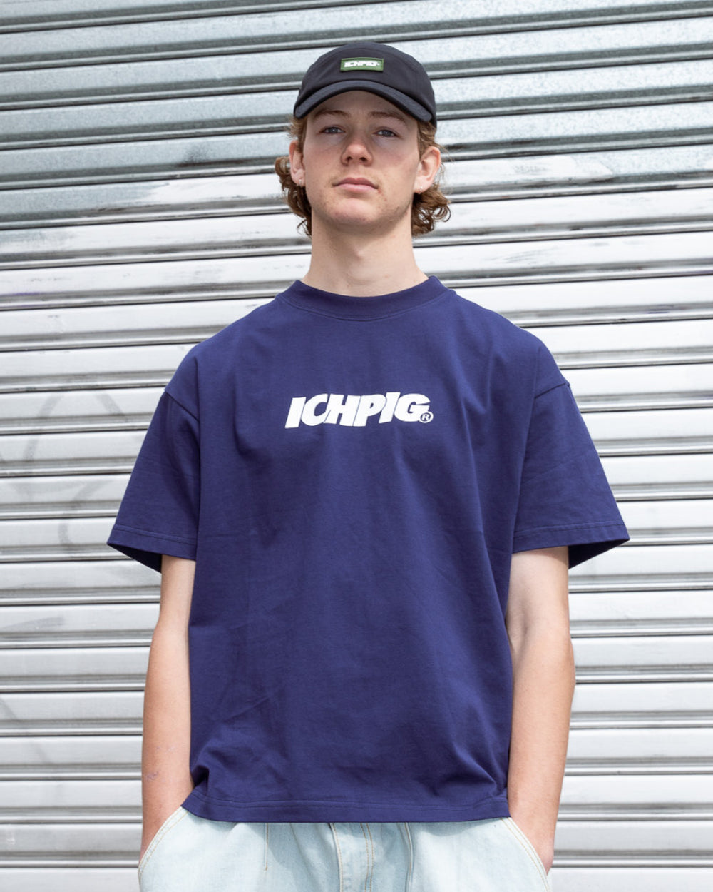 Sprinters Tee - Navy / White